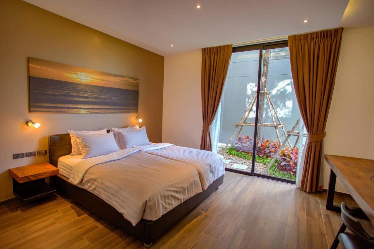 Aparthotel Ocean Rock Kalim Patong Esterno foto